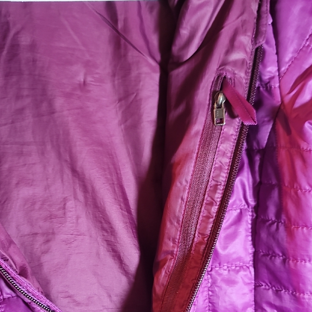 Patagonia Kids Quilted Purple Puffer Jacket - Picture 6 of 7